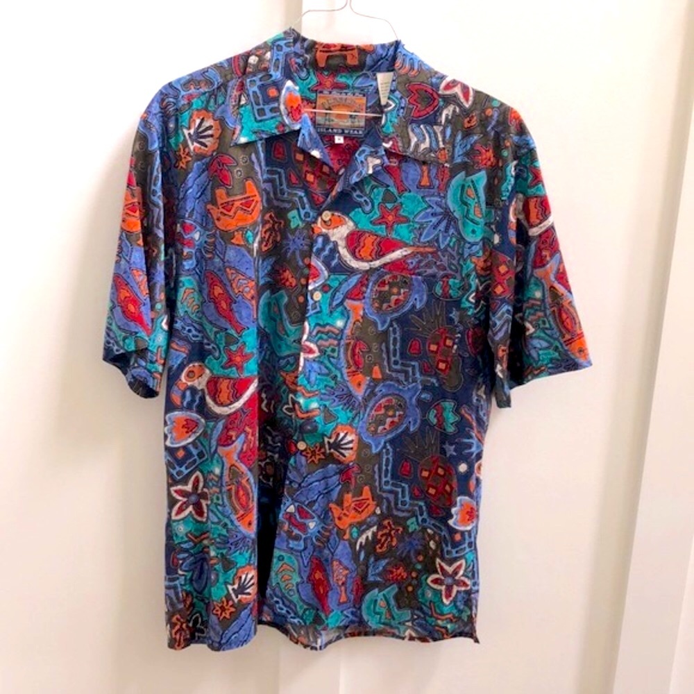 Pusser’s Island Wear Tropical Print Short Sleeved Button Down Shirt Medium